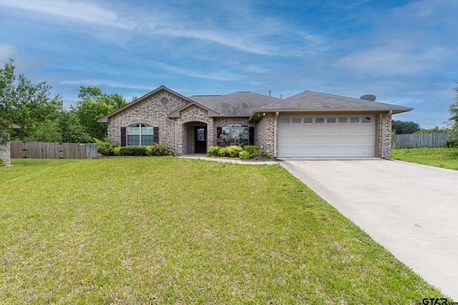 Building Photo - 11595 3 Chimneys Dr