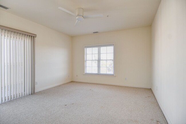 Building Photo - FOR RENT - NORFOLK!