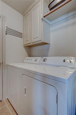 Building Photo - 5009 Holliday Dr