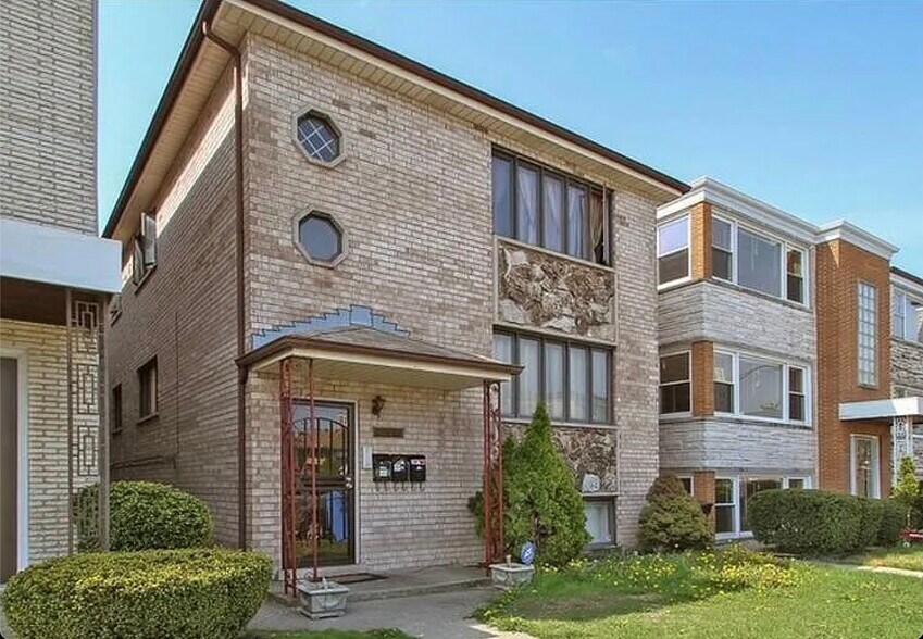 Primary Photo - 6013 W Gunnison St