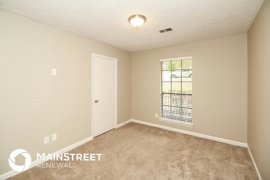 Building Photo - 8170 Winewood Ct