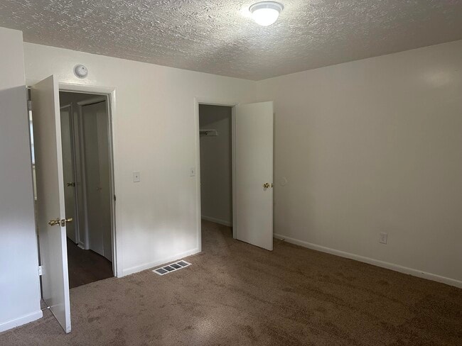 Building Photo - 2981 Winter Garden Dr