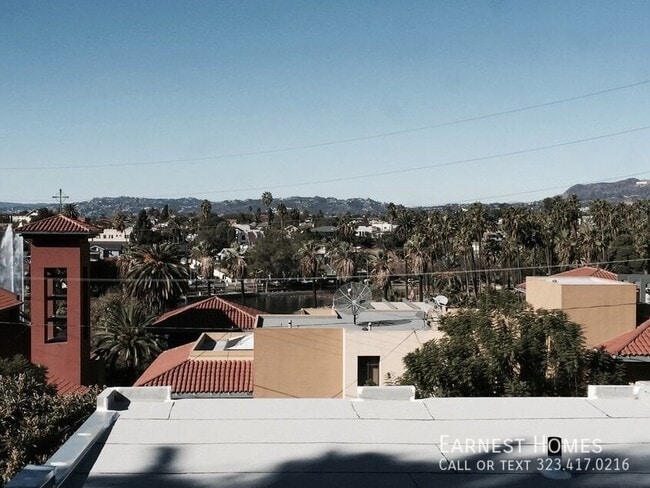 Building Photo - 834 Laguna Ave