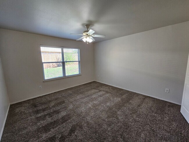 Building Photo - Available Now..   Absolutely Amazing property