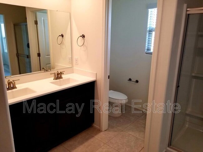 Building Photo - 10652 W Filbert St