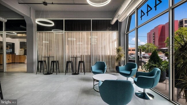 Building Photo - 444 N 4th St