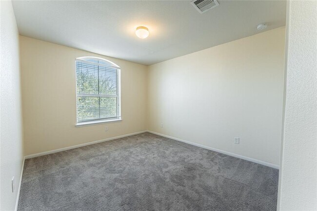 Building Photo - 20219 Weeping Pine Way