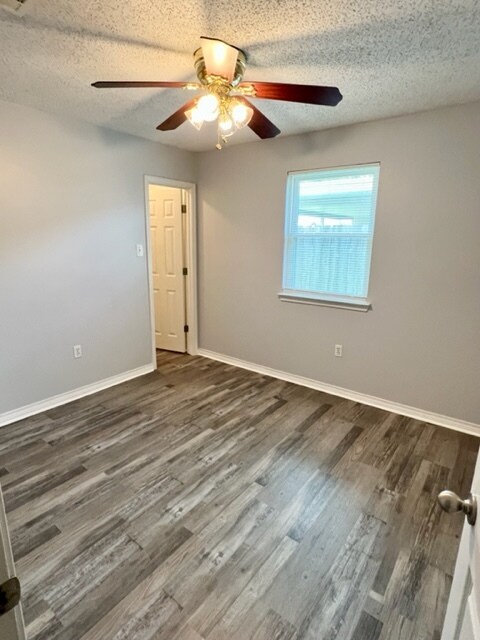 Building Photo - 2532 Misty Meadows Dr