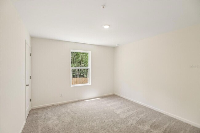 Building Photo - 2587 Grey Hawk Dr