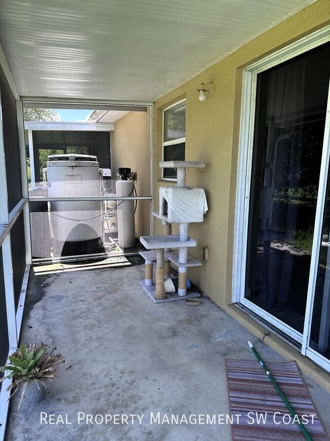 Building Photo - 125 John Ave S