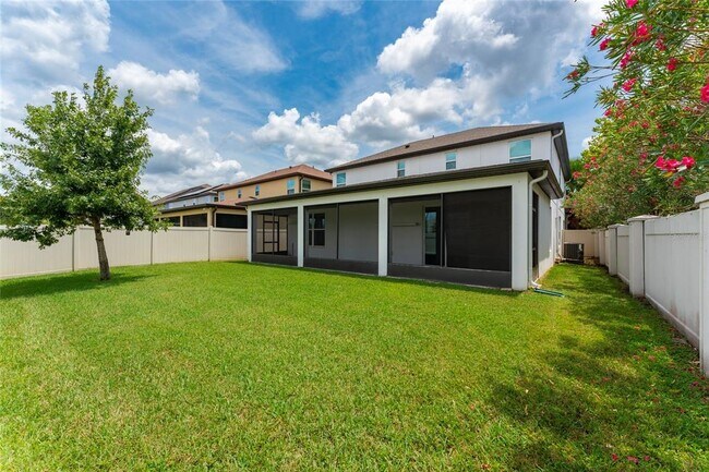 Building Photo - 3207 Palatka St