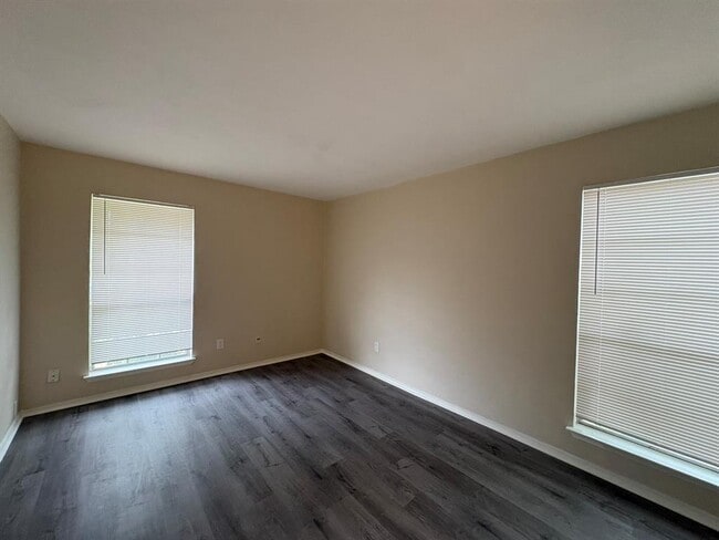 Building Photo - 2524 Chaparral Trail