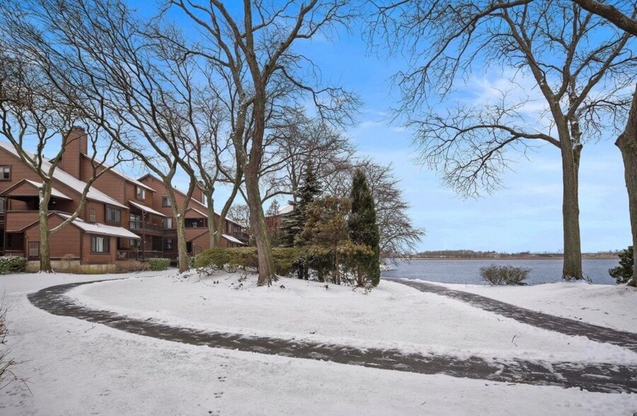 Building Photo - 228 Sandcastle