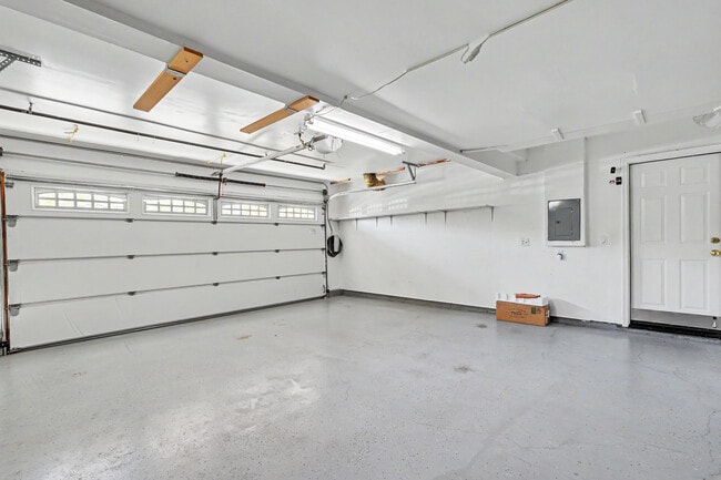 Building Photo - 1567 Corte De Pearson