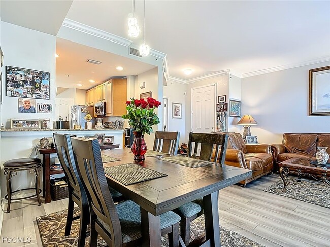 Building Photo - 11971 Champions Green Way