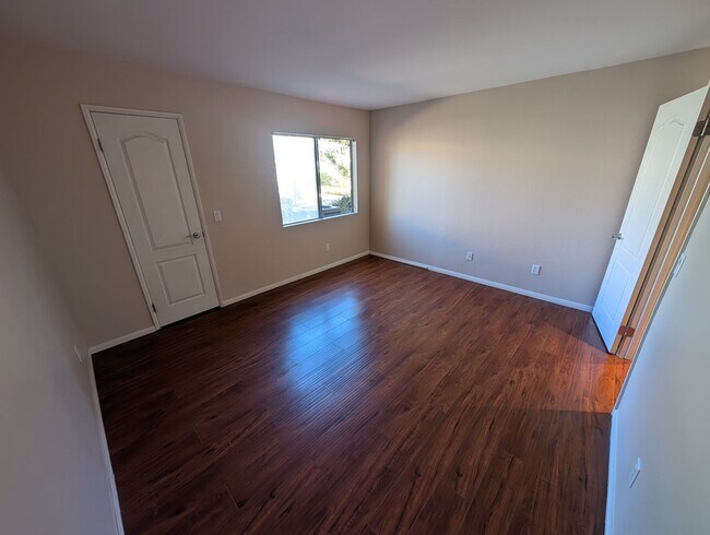 Building Photo - Upgraded UTC Condo in Quiet, Serene Setting