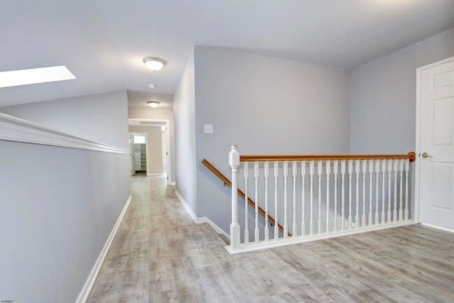 Building Photo - 113 Lighthouse Ln