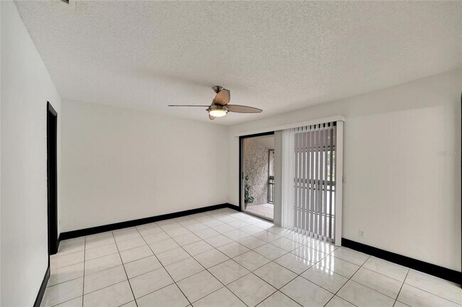 Building Photo - 6301 Newtown Cir