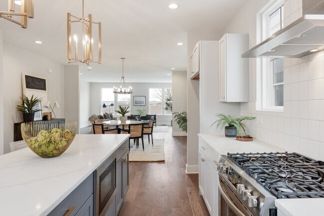 Building Photo - Welcome to The Becanni in Charlotte Park!