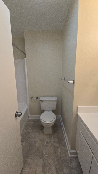 Building Photo - 657 W California Ave