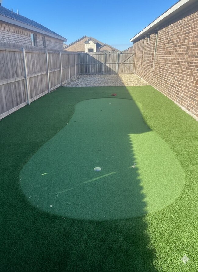 Building Photo - 7106 Saguaro Rd