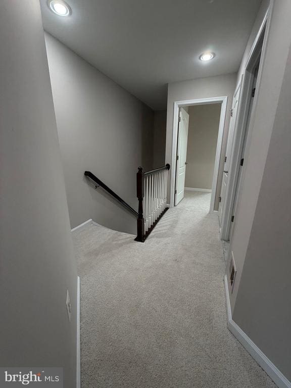 Building Photo - 128 Hidden Brook Dr