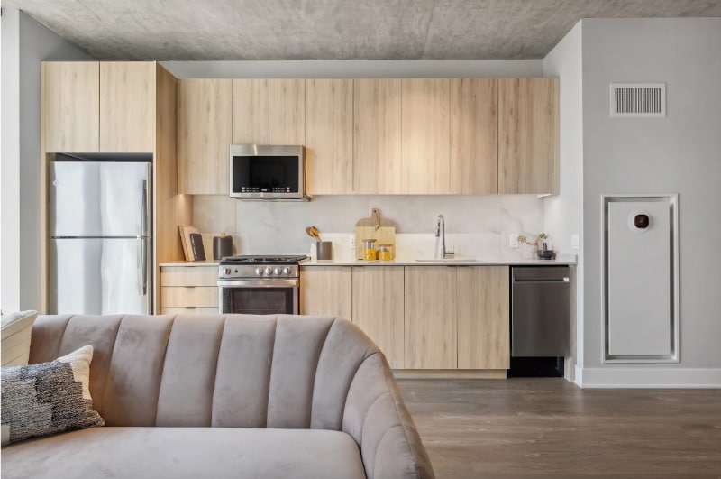 Building Photo - 1039 W Van Buren St