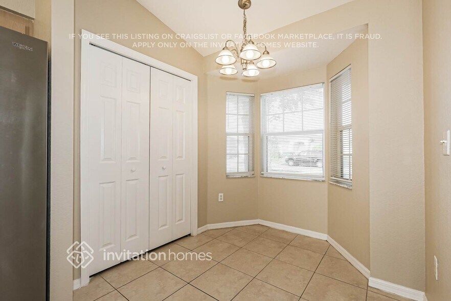 Building Photo - 5238 Snowy Heron Dr