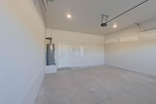 Building Photo - 5404 Sandstone Dr