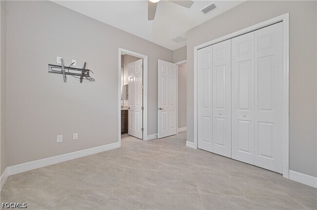 Building Photo - 28076 Foxrock Ct