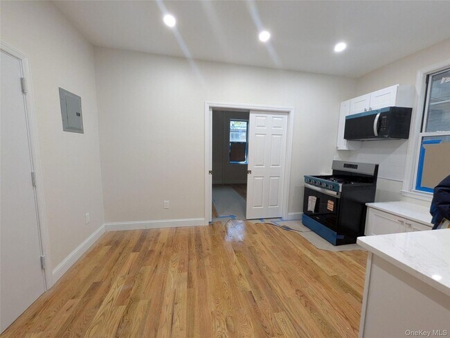 Primary Photo - 104-55 42nd Ave