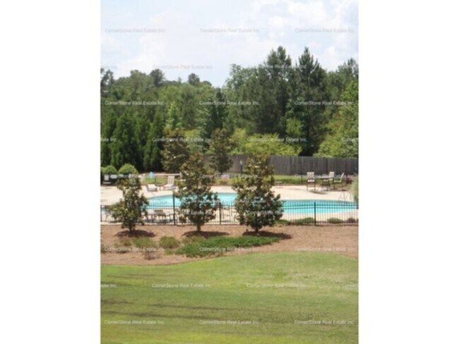 Building Photo - 616 Marshtree Ln