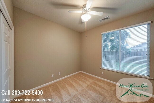 Building Photo - 3841 Tern Ct