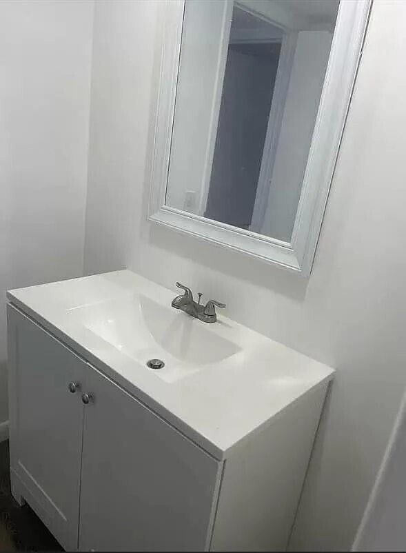 Building Photo - 10400 SW 108th Ave