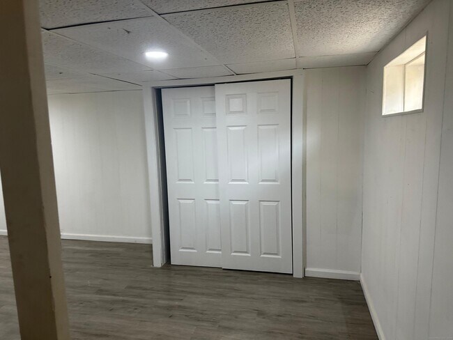 Building Photo - 335 Wiklund Ave