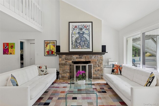 Building Photo - 18 Quail Run