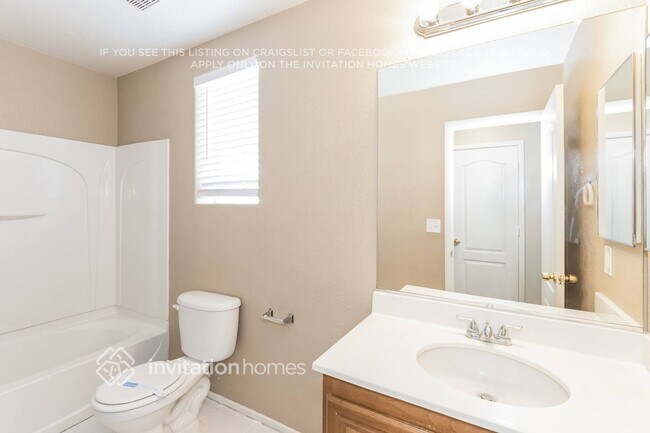 Building Photo - 4535 Pommerelle St