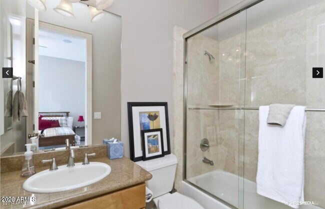 Building Photo - 6002 E Saguaro Vista Ct