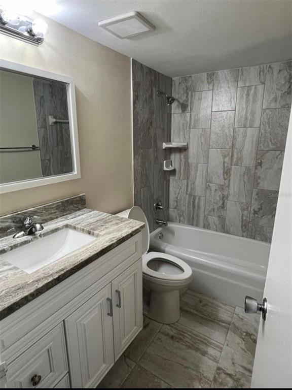 Building Photo - 2319 W Bristol Ave