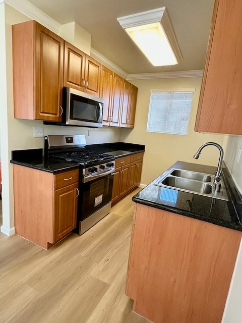 Building Photo - 20202 Cohasset St