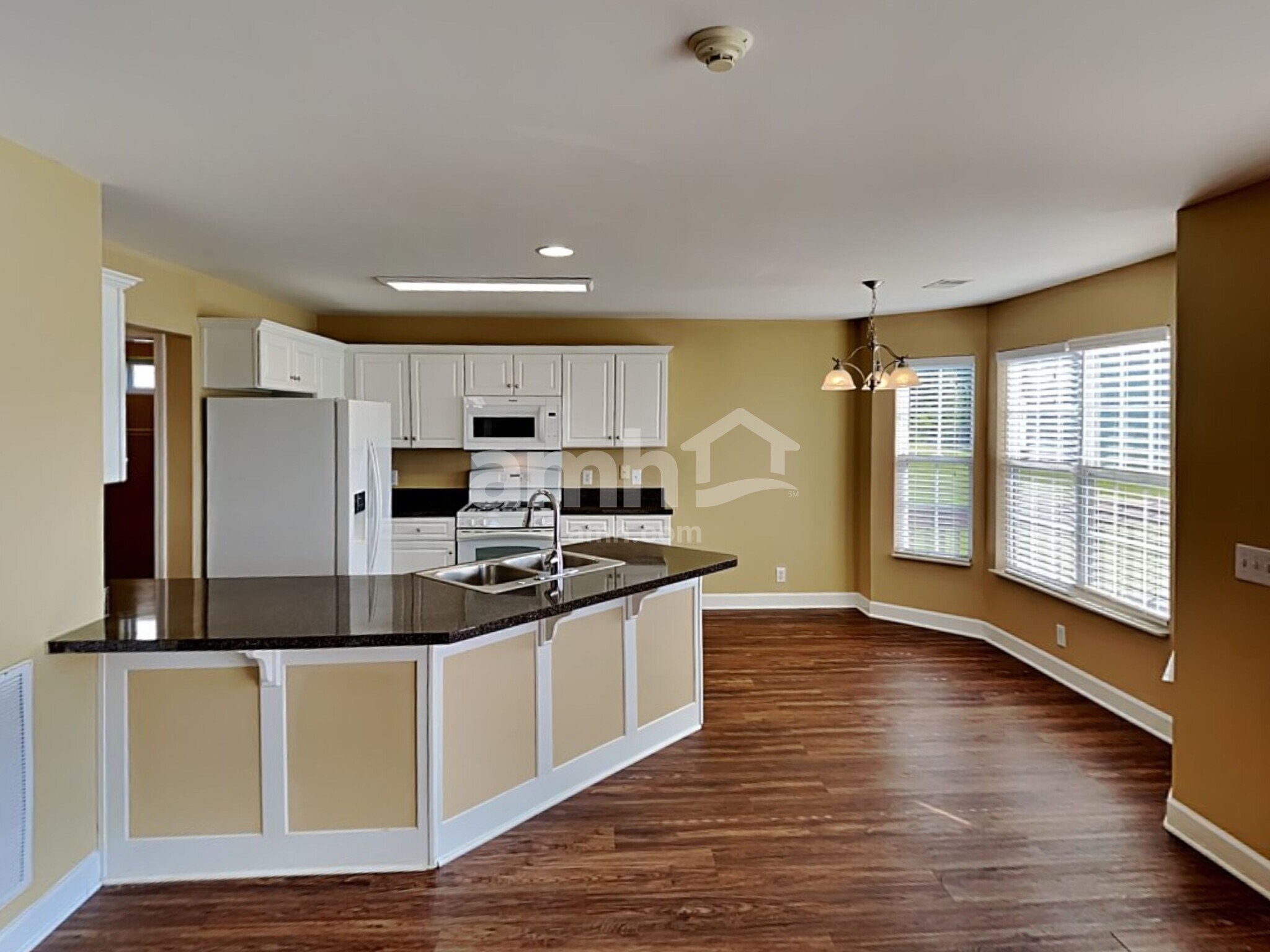 Building Photo - 104 Lance Park Cir