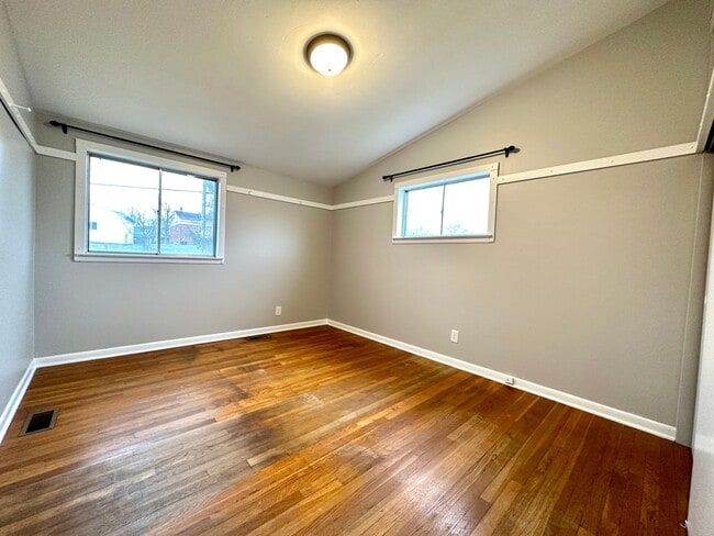 Building Photo - 3112 Delaney St