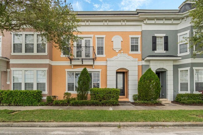 Primary Photo - Around the Corner to Avalon Park Towncente...