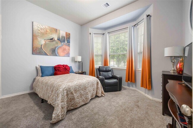 Building Photo - 30643 Morning Dove Dr