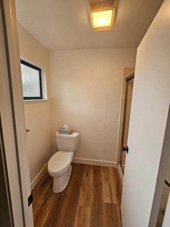 Building Photo - 55 Cove Ln