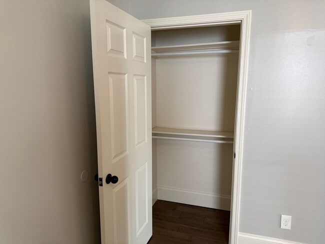 Building Photo - 708 Morgan St