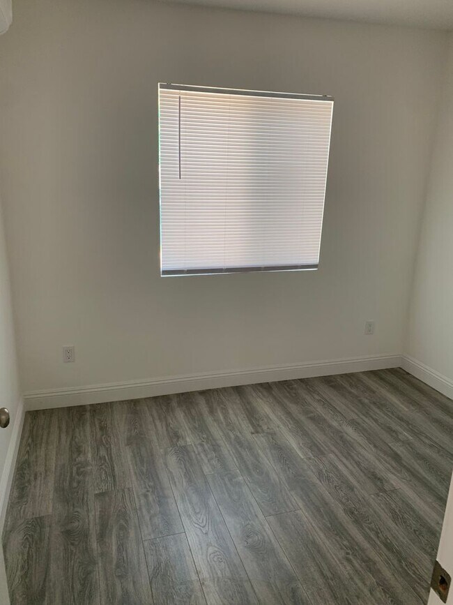 Building Photo - 58388th