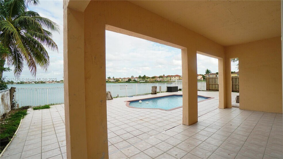 Building Photo - 14061 SW 136th Pl