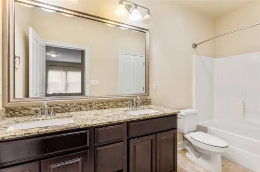 Building Photo - 18145 River Birch Dr