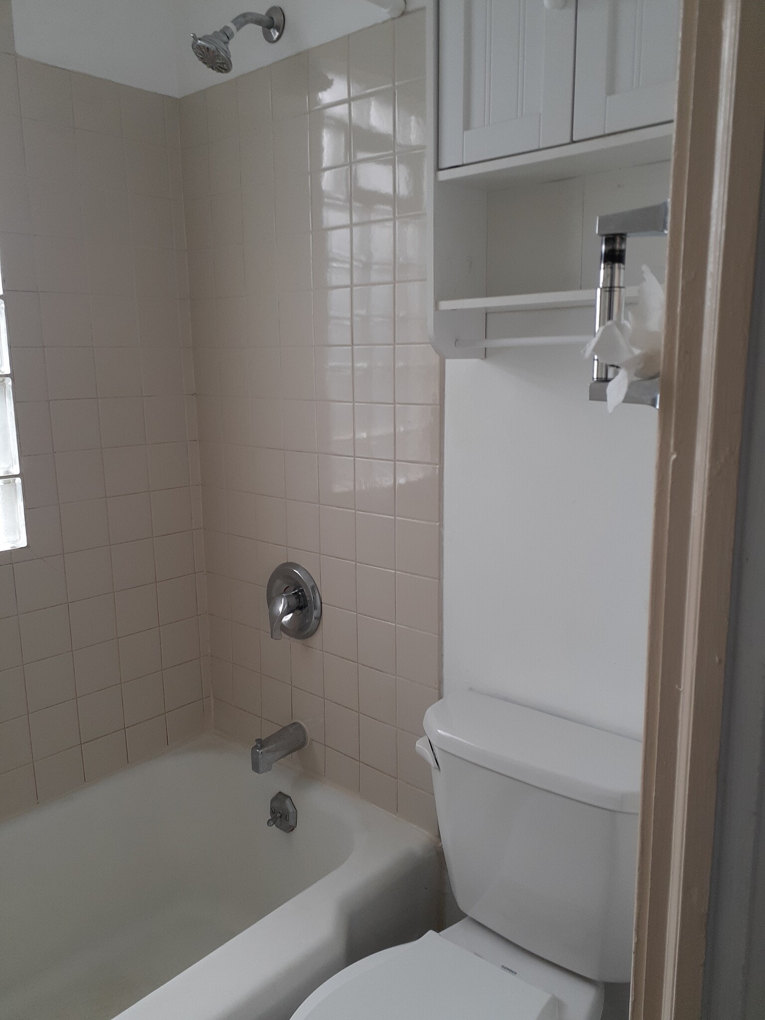 Small but has it all - 505 8th Ave SE
